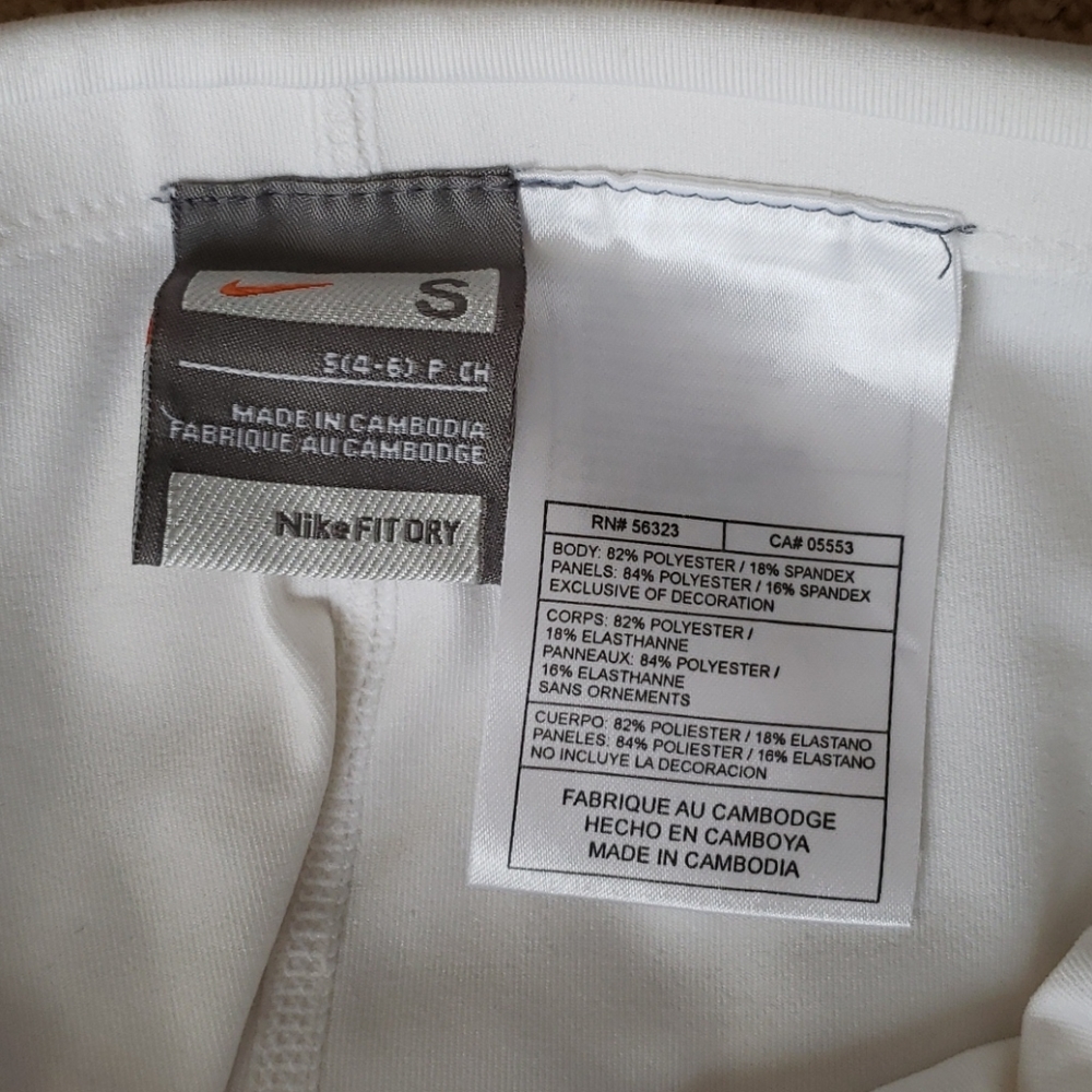 Sold Nike tennis  skirt blue white ombre ruffles - Picture 4 of 4